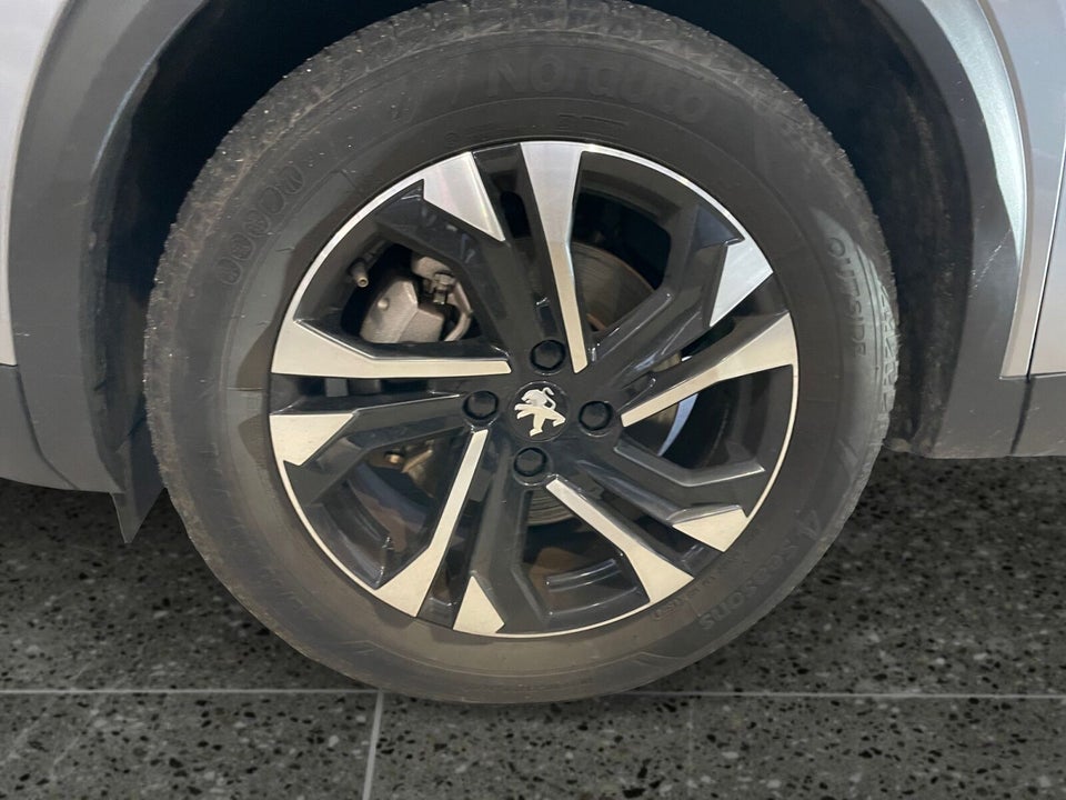 Peugeot e-2008 50 Allure 5d