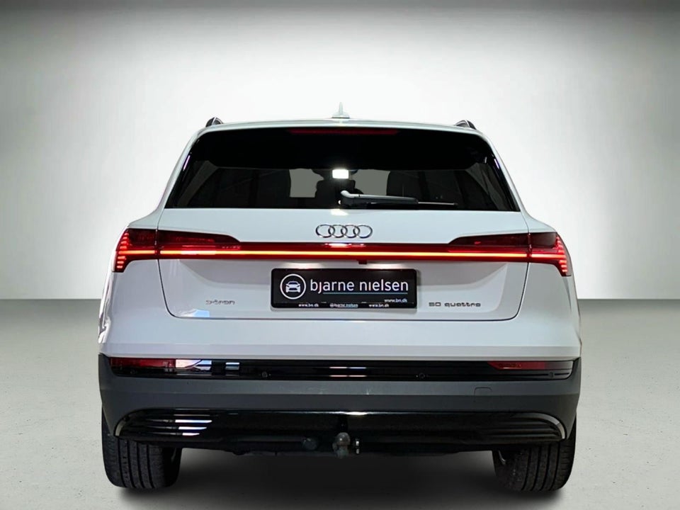 Audi e-tron 50 quattro 5d