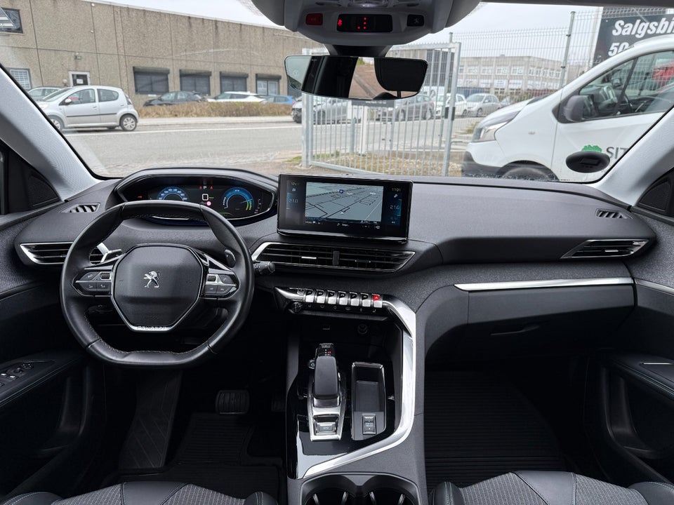 Peugeot 3008 1,6 Hybrid Allure Pack EAT8 5d