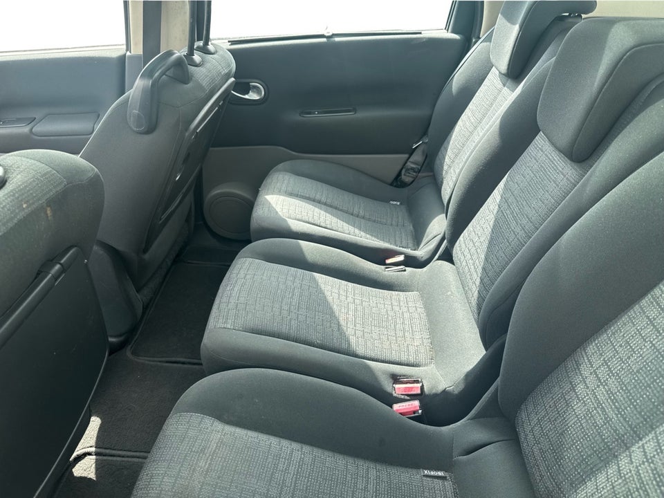 Renault Scenic II 1,6 16V Dynamique 5d