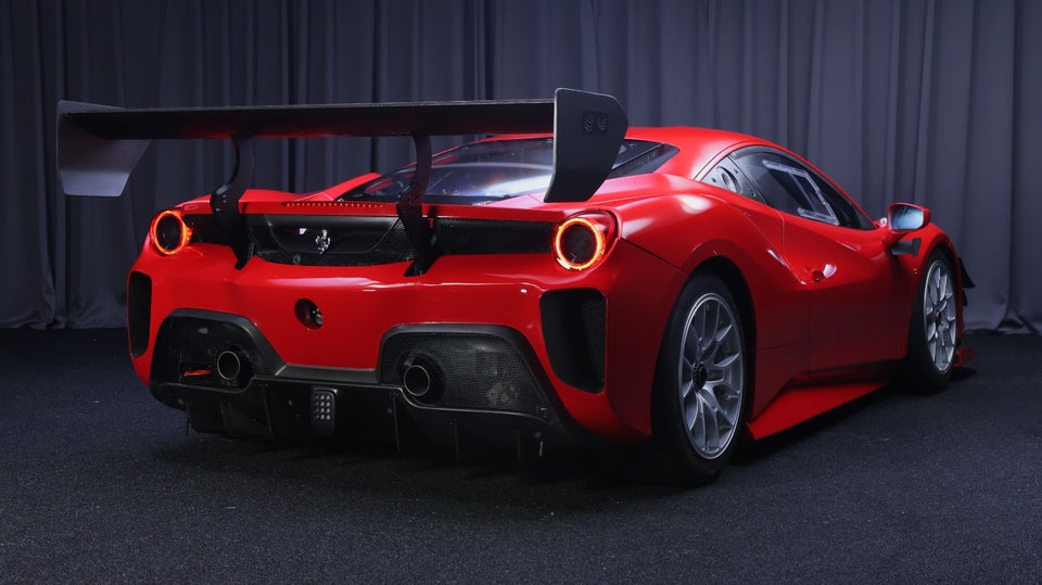 Ferrari 488 GTB 3,9 DCT 2d