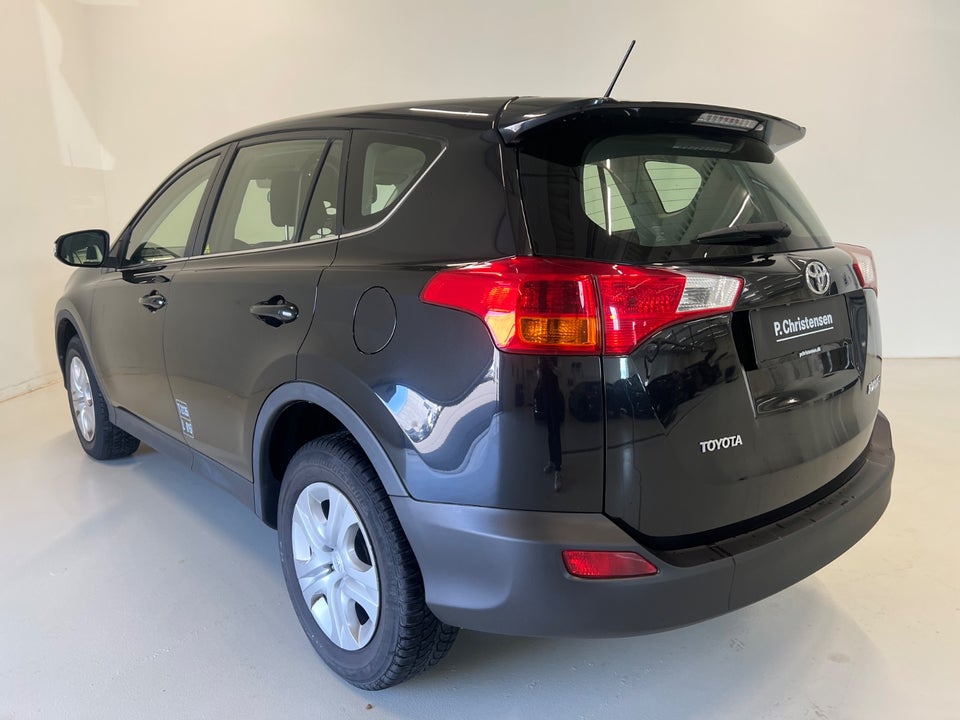 Toyota RAV4 2,0 D-4D T2 Van 5d