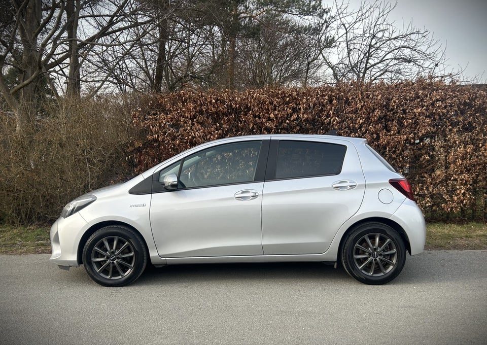 Toyota Yaris 1,5 Hybrid H2 e-CVT 5d