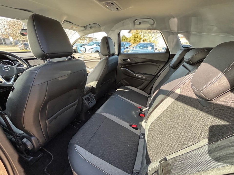 Opel Grandland X 1,2 T 130 Innovation aut. 5d