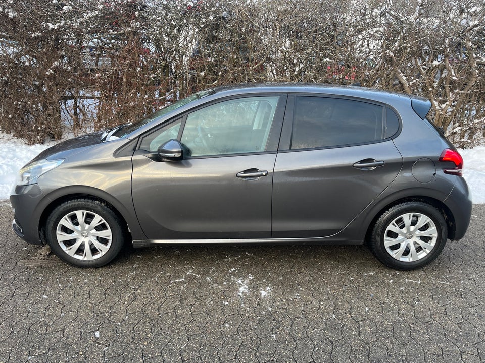 Peugeot 208 1,2 PureTech 82 Style 5d