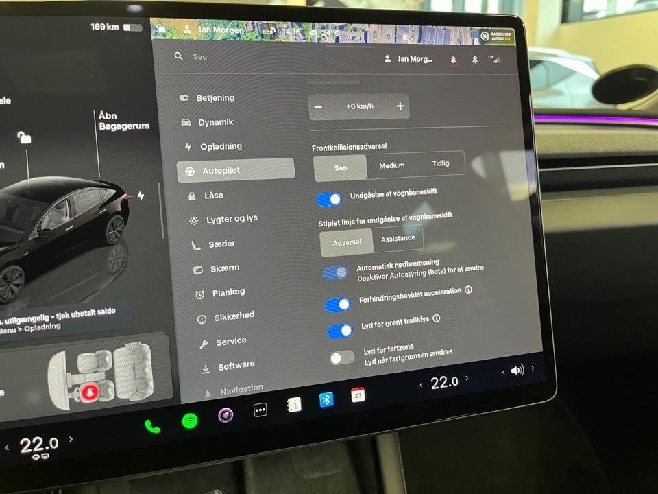 Tesla Model 3 RWD 4d