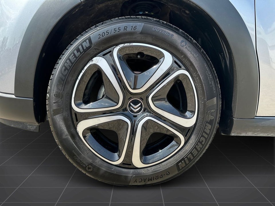Citroën C3 1,2 PureTech 83 Impress 5d