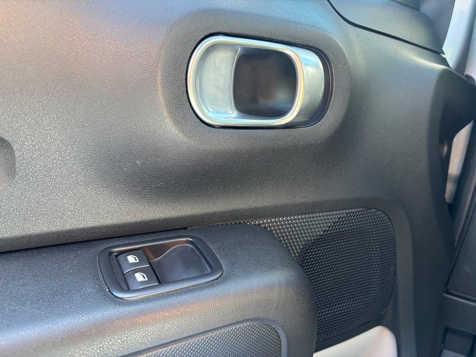 Citroën C3 1,5 BlueHDi 100 Feel 5d