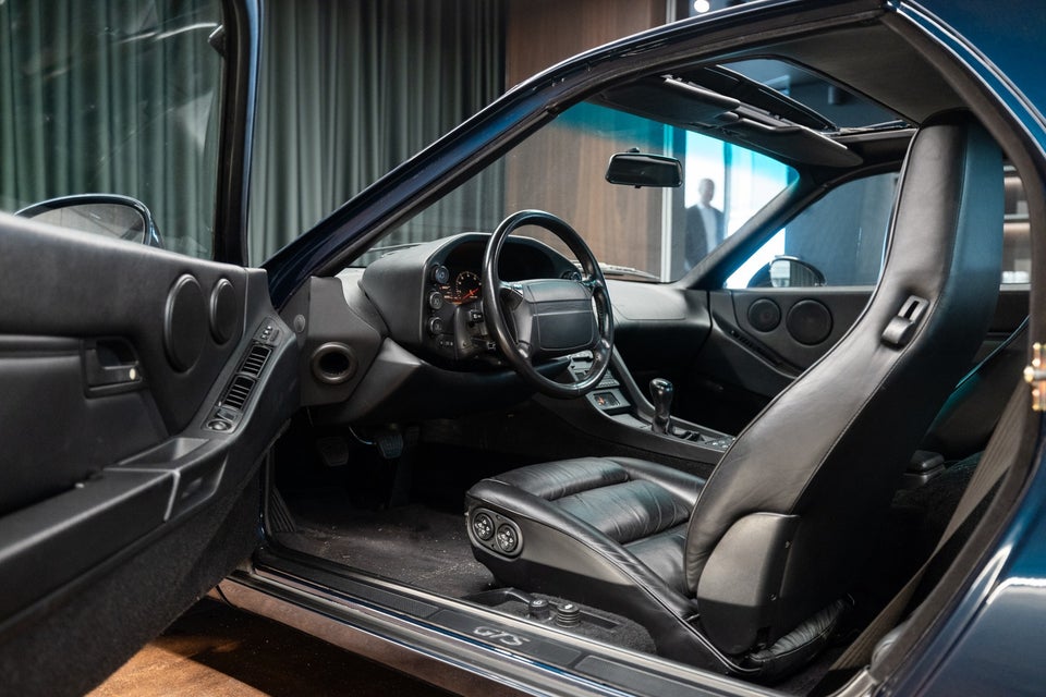 Porsche 928 5,4 GTS 3d
