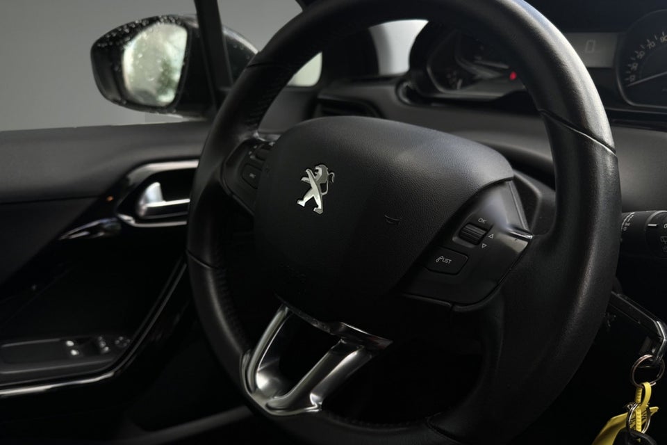Peugeot 208 1,6 BlueHDi 100 Active 5d