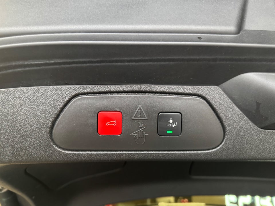 Opel Grandland X 1,6 Hybrid4 Ultimate aut. 5d