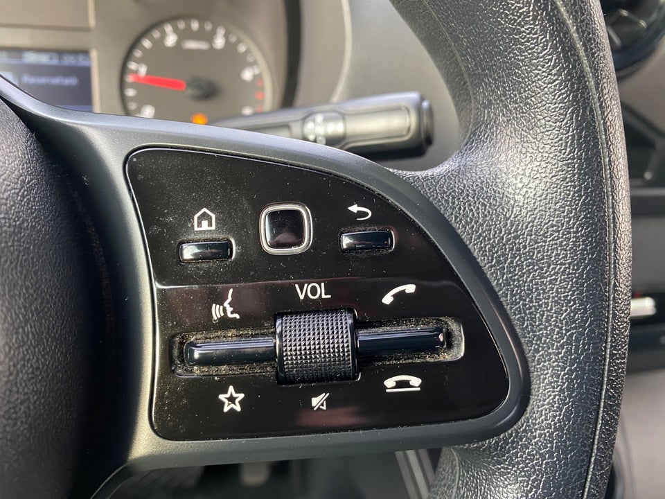 Mercedes Sprinter 215 2,0 CDi A2 Kassevogn aut. FWD