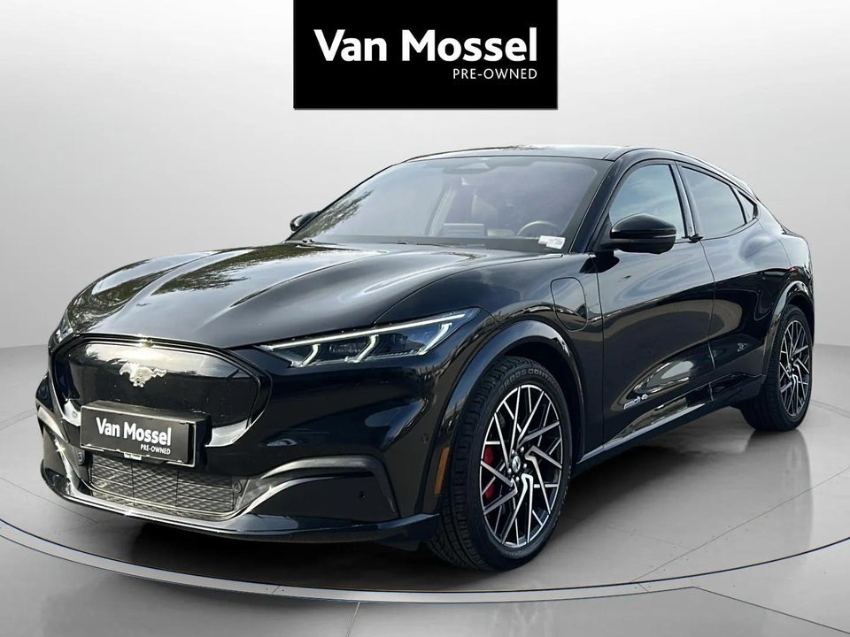 Ford Mustang Mach-E 75 Standard Range AWD 5d