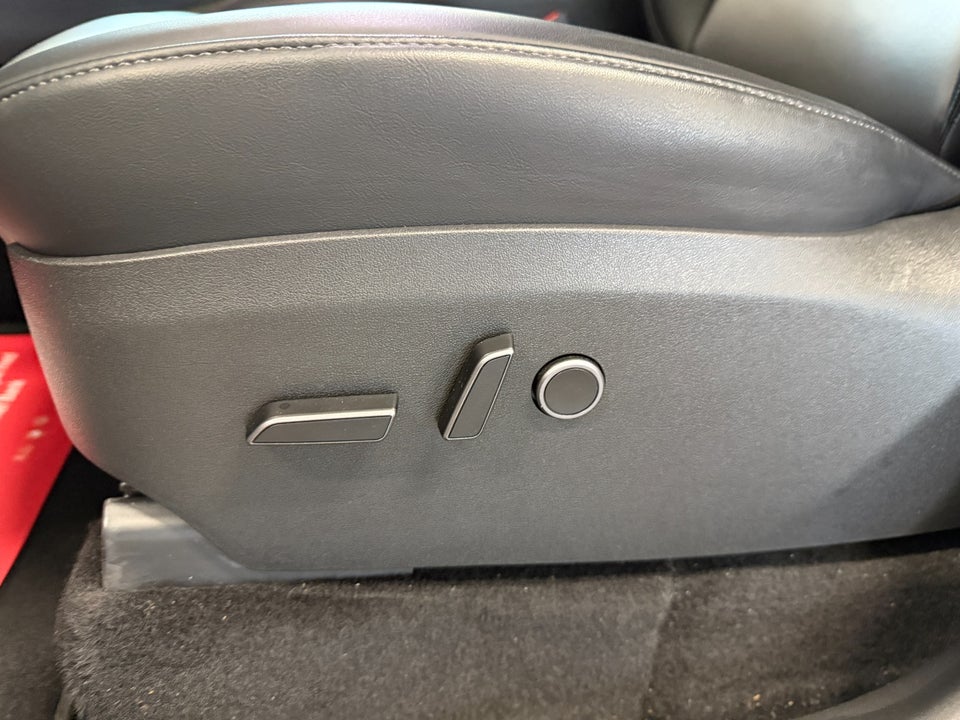 Tesla Model Y Long Range RWD 5d