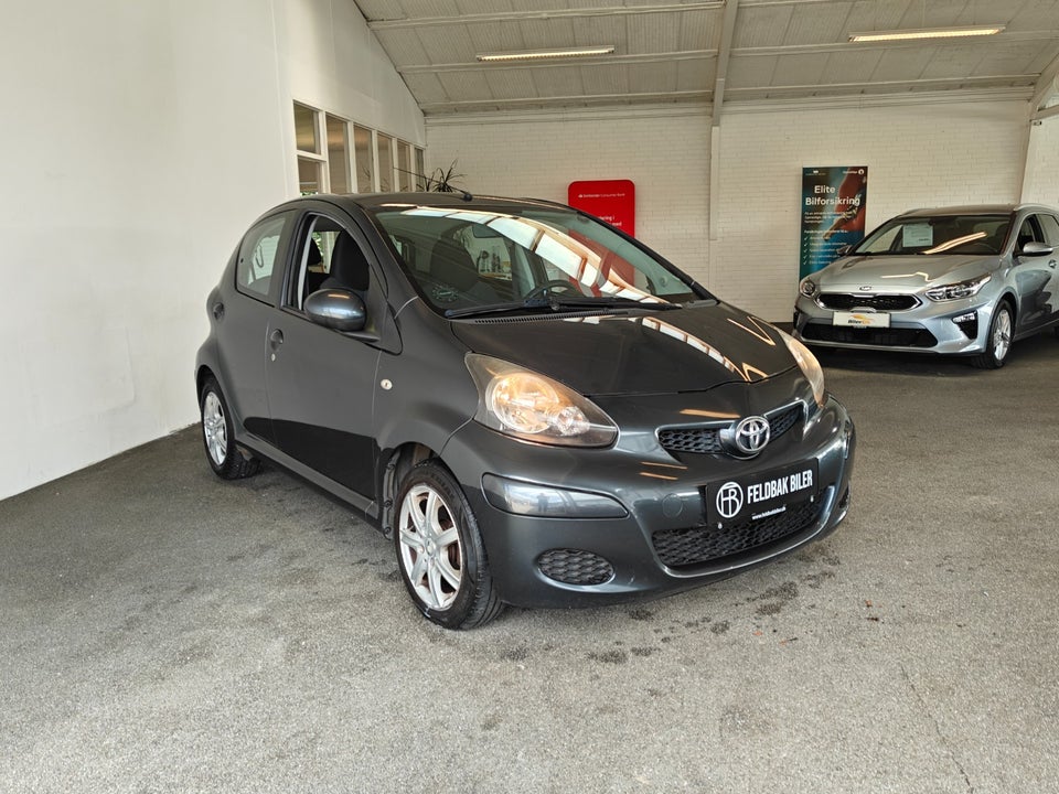 Toyota Aygo 1,0 Plus 5d