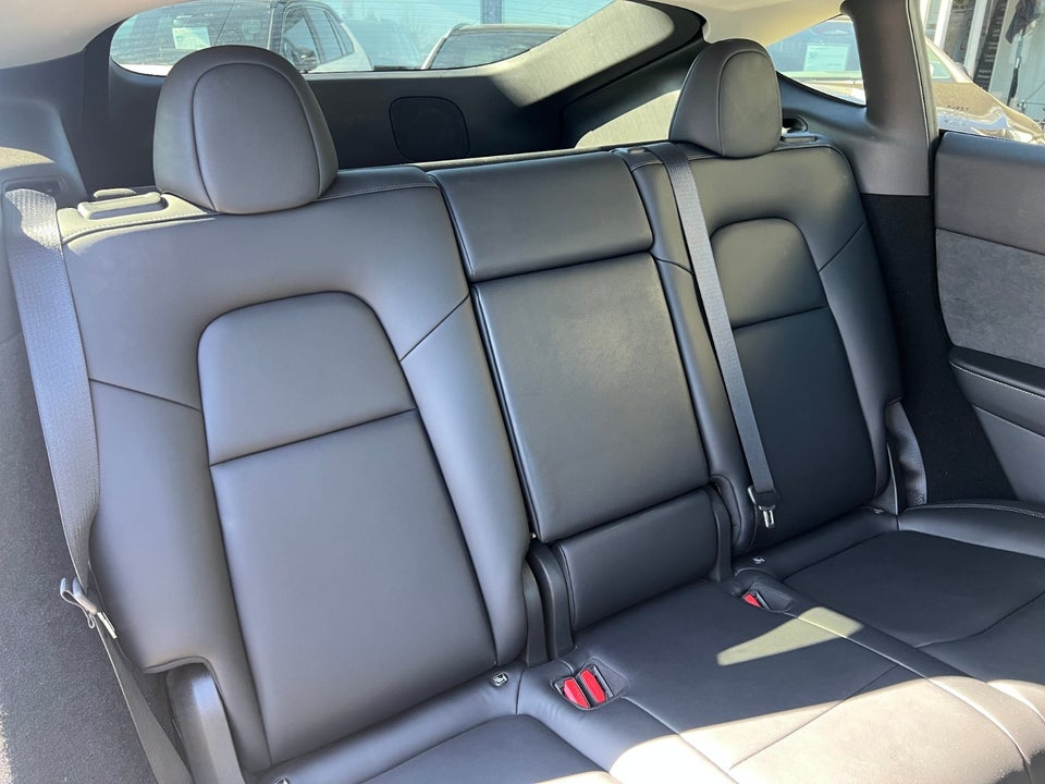 Tesla Model Y Performance AWD 5d