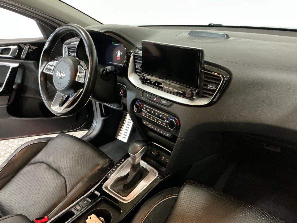 Kia Ceed 1,6 PHEV Upgrade SW DCT 5d