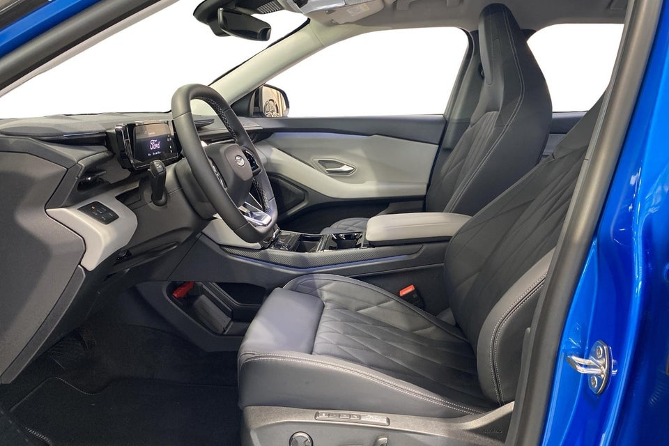 Ford Explorer 84 Premium Extended Range AWD 5d