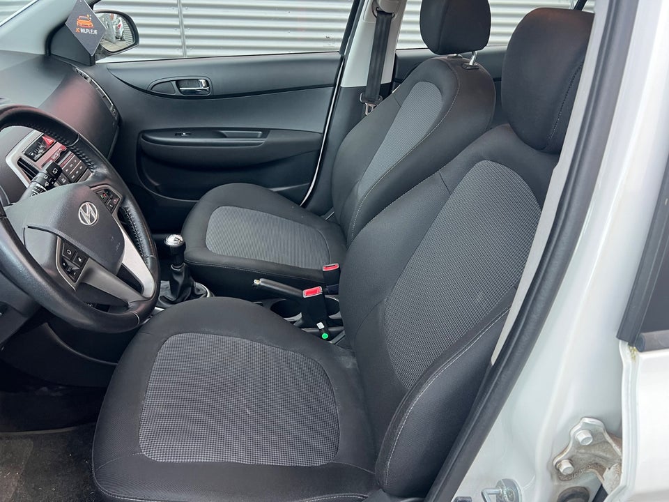 Hyundai i20 1,25 Classic 5d