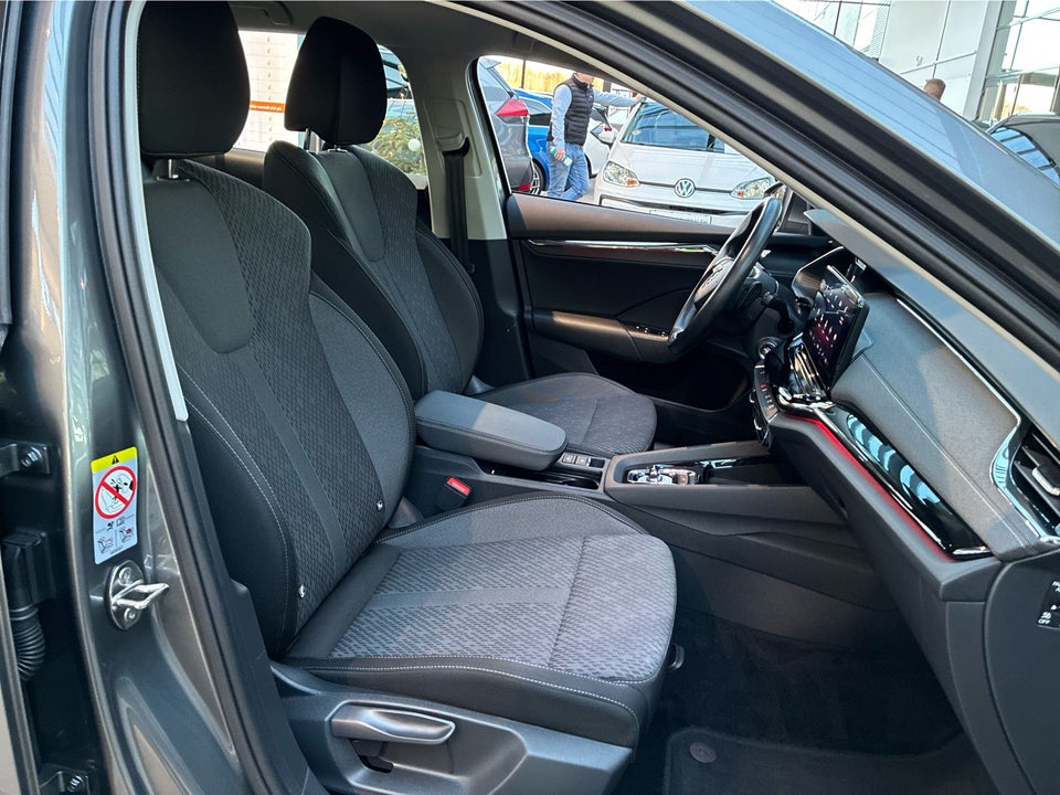 Skoda Octavia 2,0 TDi 150 Style Combi DSG 5d