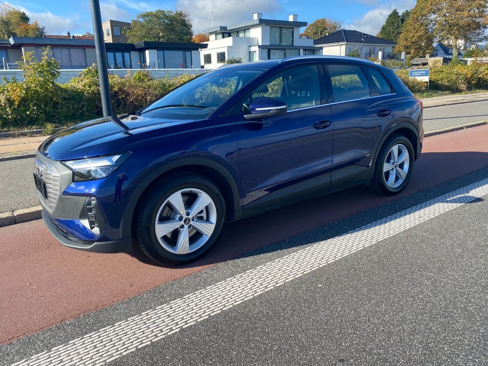 Audi Q4 e-tron 45 Business 5d