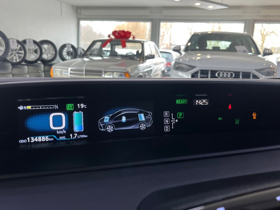 Toyota Prius 1,8 Plug-in Hybrid H3 MDS 5d