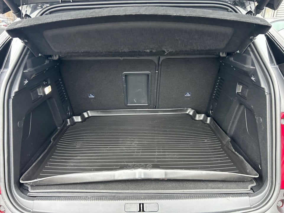 Peugeot 3008 1,6 Hybrid4 GT Line EAT8 5d