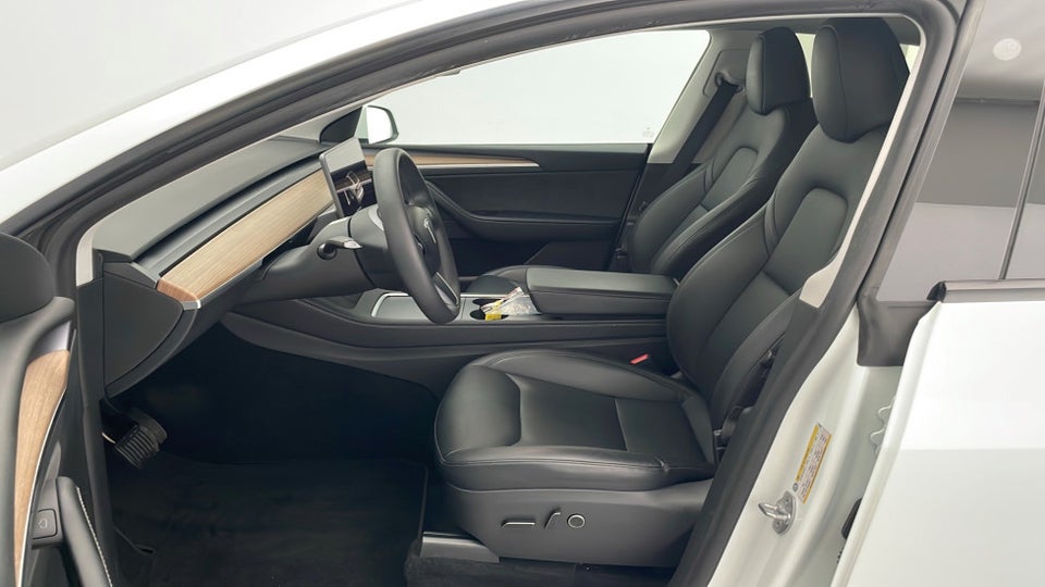 Tesla Model Y Long Range AWD 5d