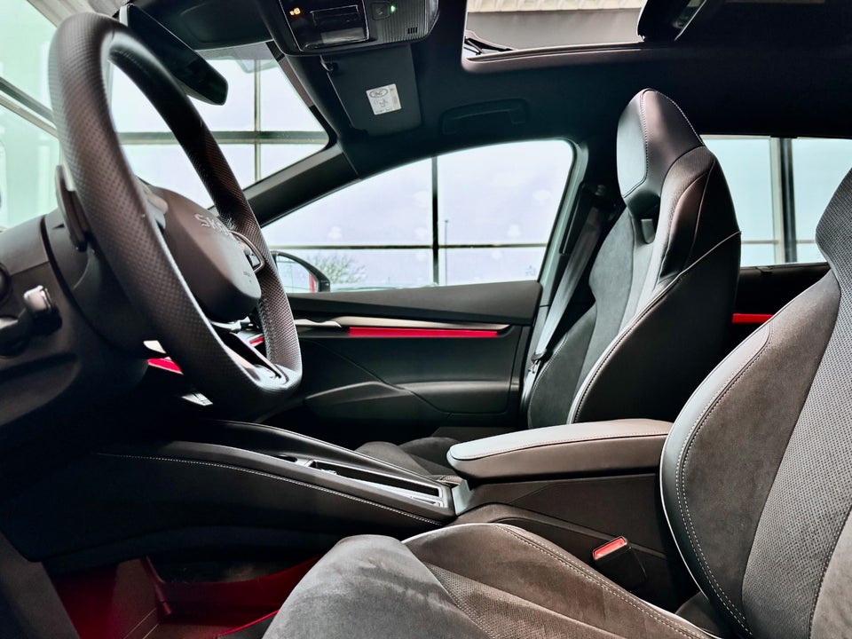 Skoda Enyaq 85x iV Sportline Maxx 5d