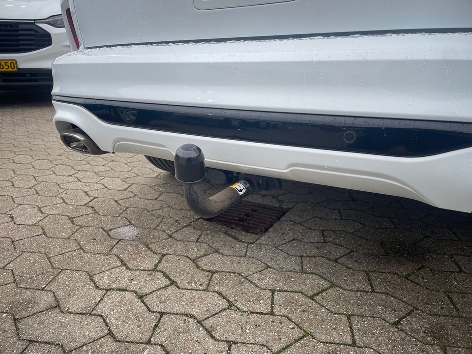 Ford Kuga 2,5 PHEV ST-Line X CVT 5d