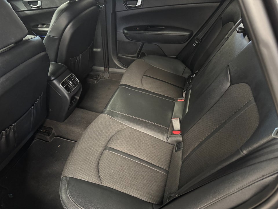 Kia Optima 2,0 PHEV SW aut. 5d