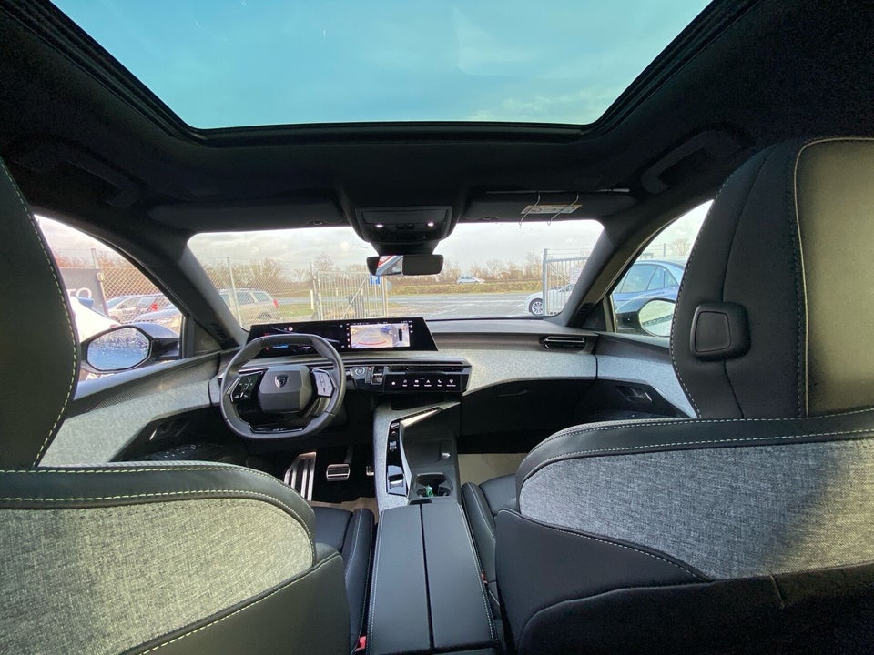 Peugeot e-5008 77 GT Pack 7prs 5d