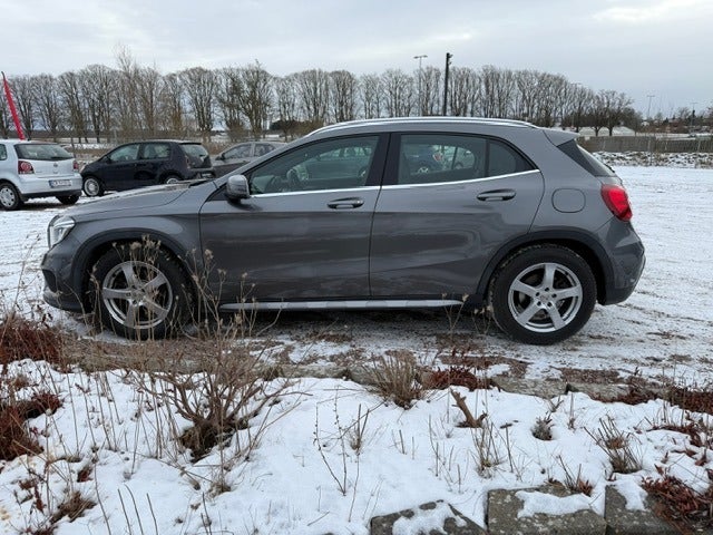 Mercedes GLA250 2,0 aut. 4Matic 5d