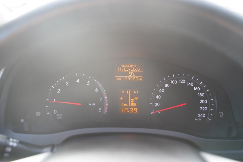 Toyota Avensis 1,8 VVT-i T2 Premium stc. 5d