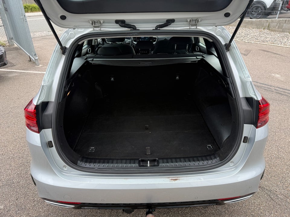 Kia Ceed 1,6 PHEV Prestige SW DCT 5d