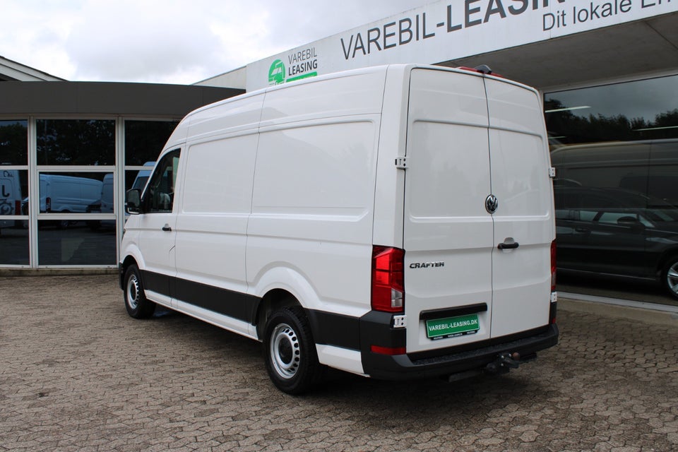 VW Crafter 35 2,0 TDi 177 Kassevogn L3H2 aut.