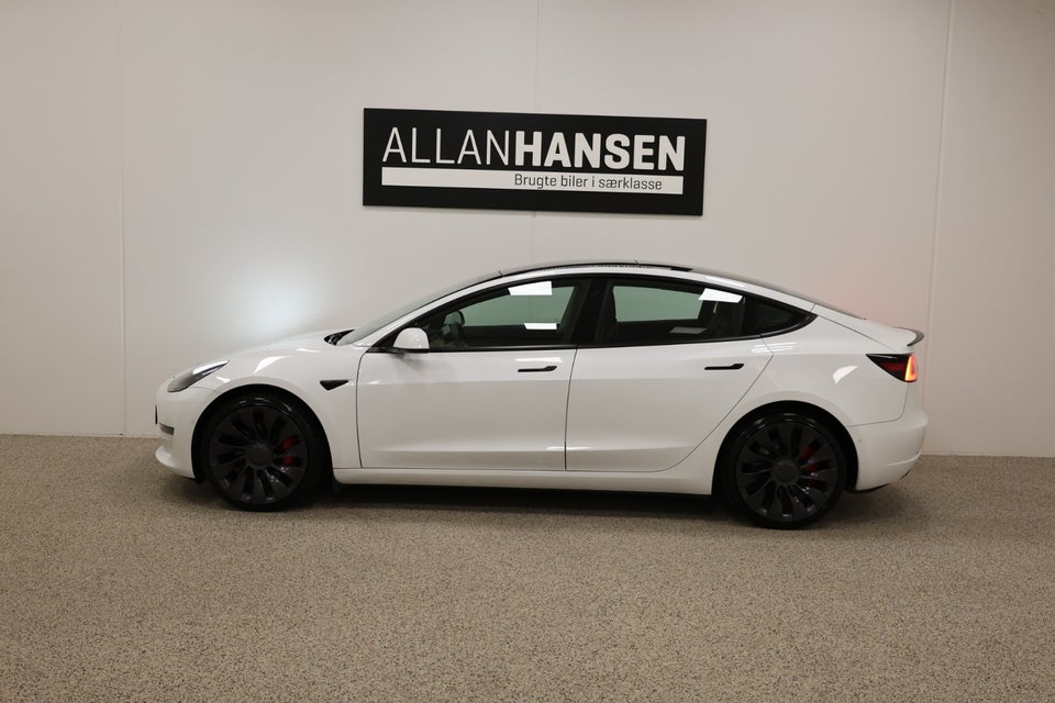 Tesla Model 3 Performance AWD 4d