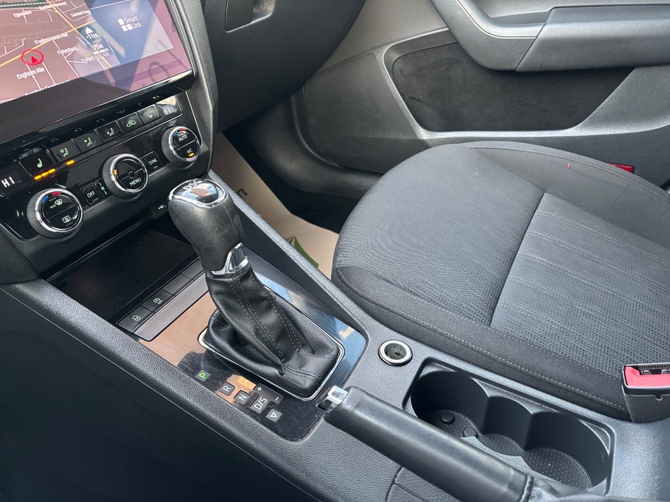 Skoda Octavia 1,6 TDi 115 Style DSG 5d