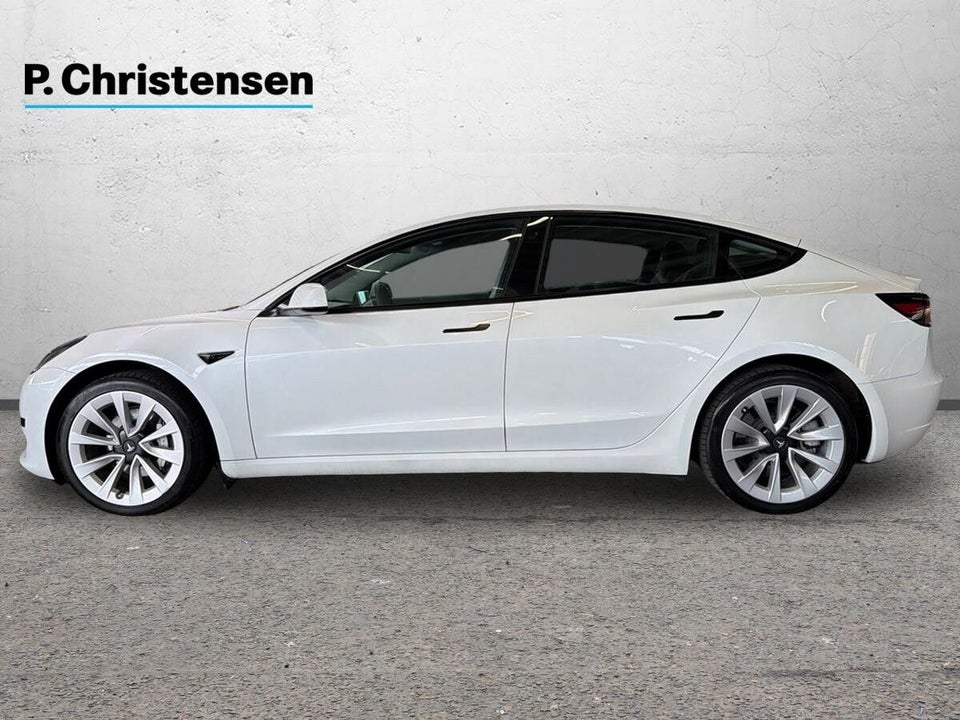 Tesla Model 3 RWD 4d