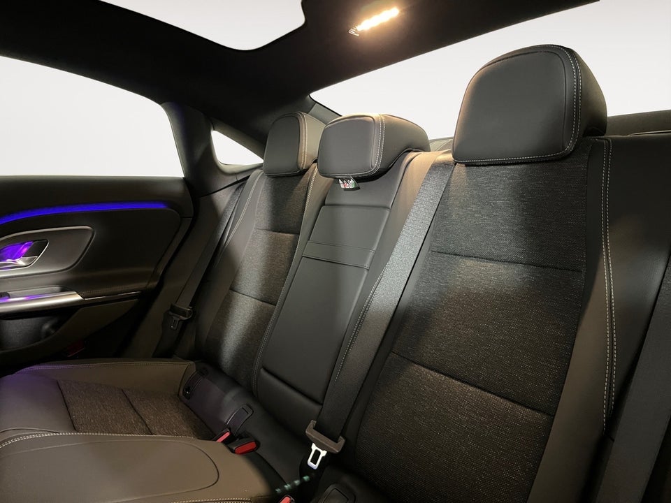 Mercedes CLA250+ EQ Progressive 4d
