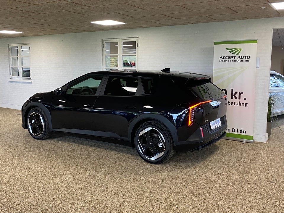 Kia EV4 81 Long Range Earth 5d