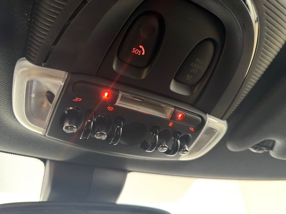 MINI Cooper SE Classic Trim 3d