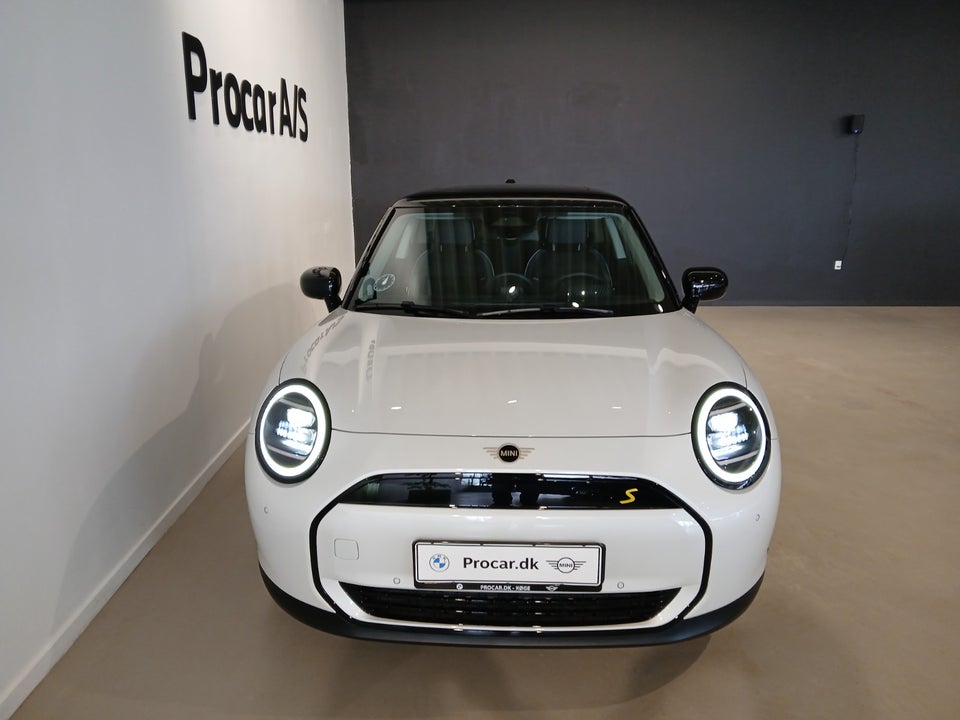 MINI Cooper SE Classic Trim M 3d