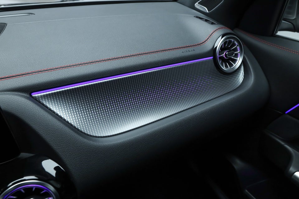 Mercedes EQA300 AMG Line 4Matic 5d