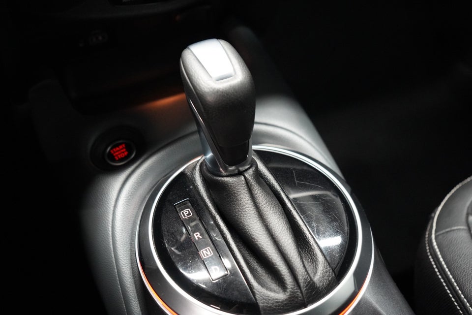 Nissan Juke 1,0 Dig-T 117 Tekna DCT 5d