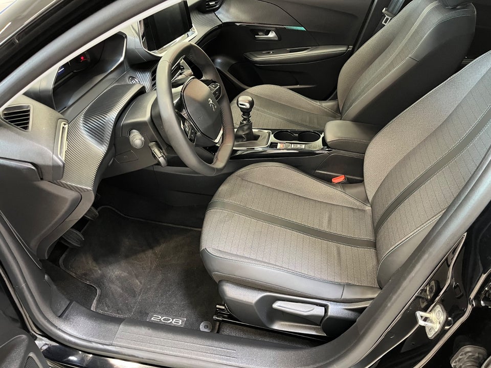 Peugeot 208 1,2 PureTech 100 Allure 5d