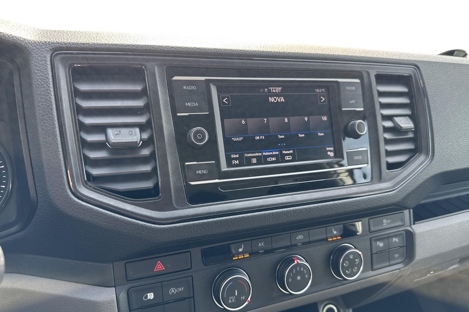 VW Crafter 35 2,0 TDi 177 Kassevogn L3H3