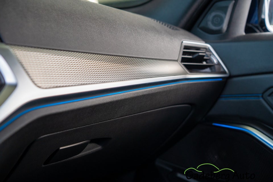 BMW 330e 2,0 Touring M-Sport aut. 5d