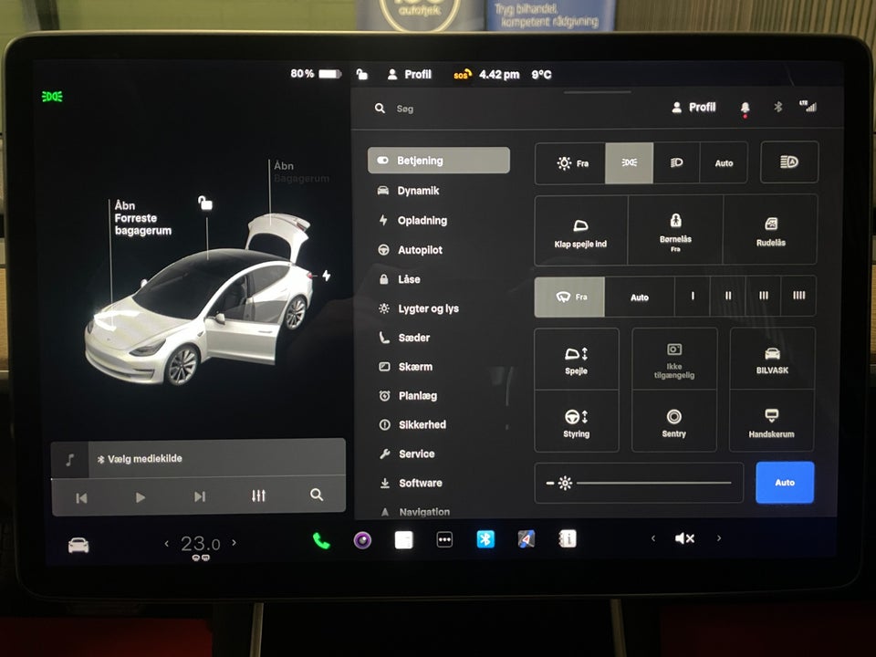 Tesla Model 3 Standard Range+ RWD 4d