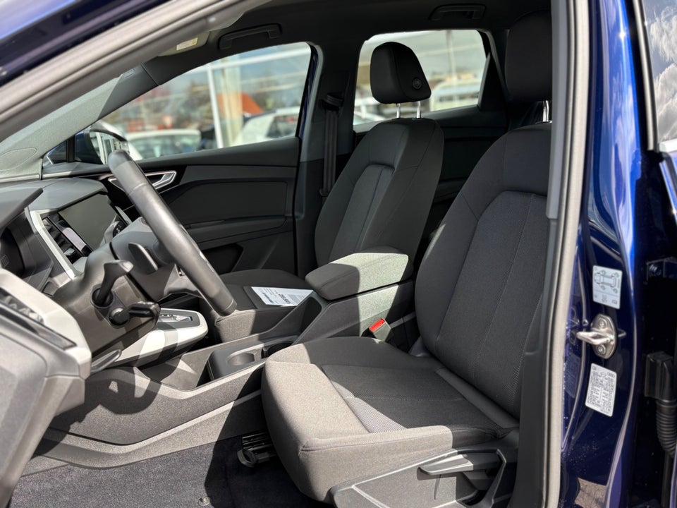 Audi Q4 e-tron 40  5d